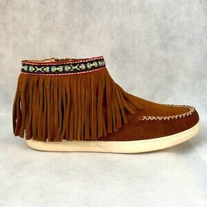 Minnetonka Vienna Moccasin Booties Size 6